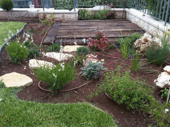 בניית דק מעדני רכבת